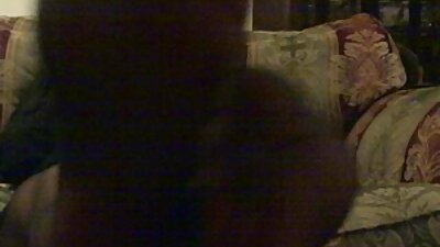 Brunette ទារក Evelyn Cage ត្រូវ​បាន​គេ​លួច​នៅផ្ទះ